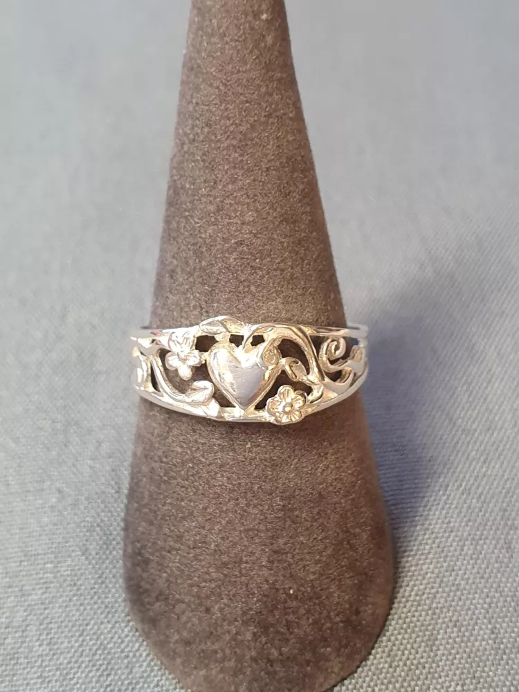 Silverring med hjärta 9250294R