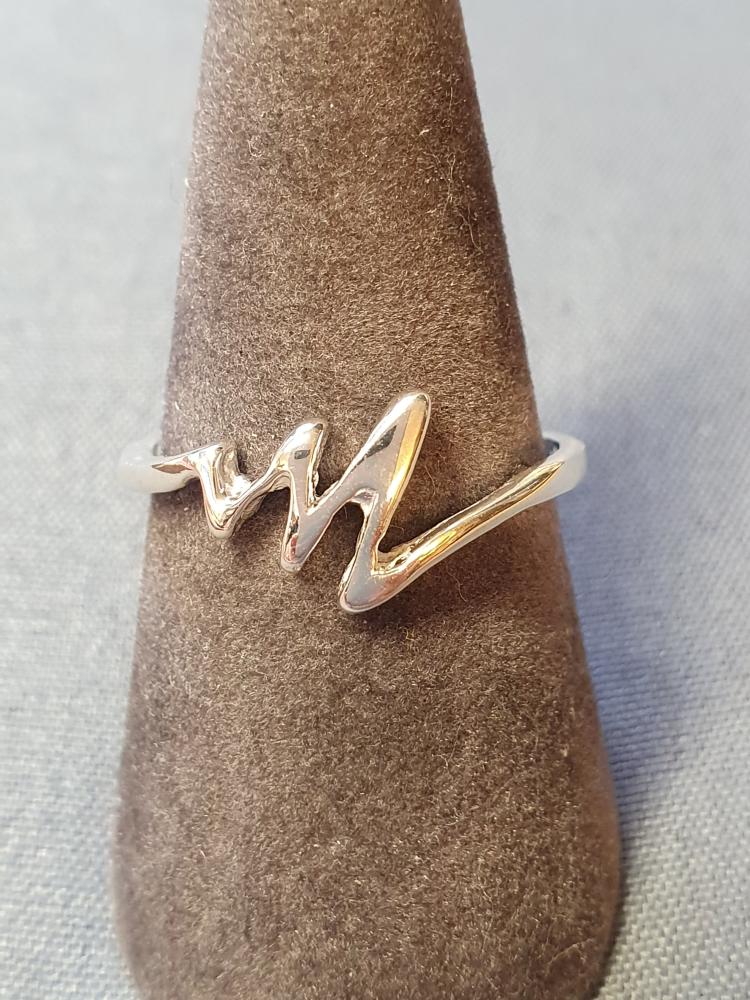 Ring m hjärtkurva 9250827R
