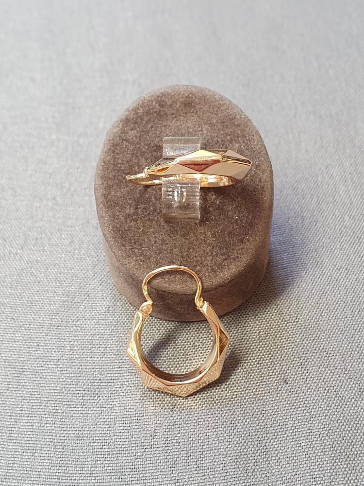 Creolörhängen 1,2gr 18K