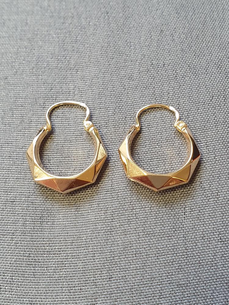 Creolörhängen 1,2gr 18K