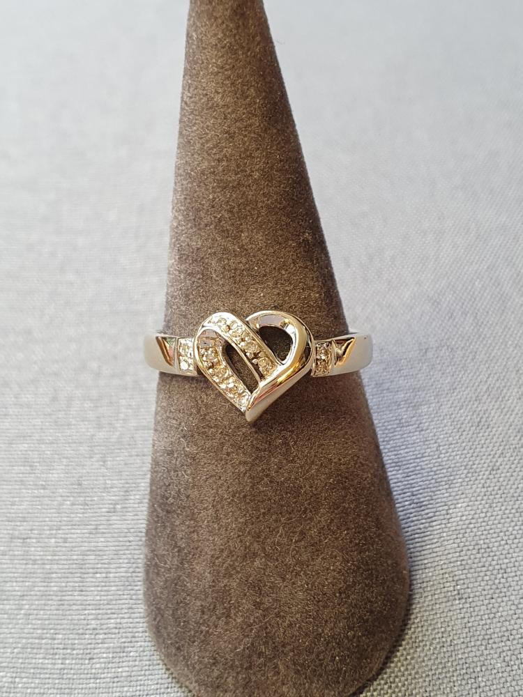 Hjärtring m stenar 56,0 2,3gr 18K