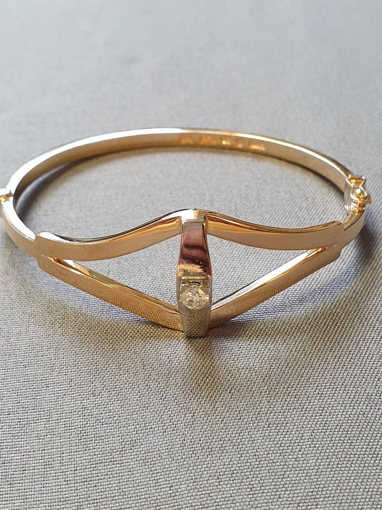 Armring m diamant 28,3gr 18K