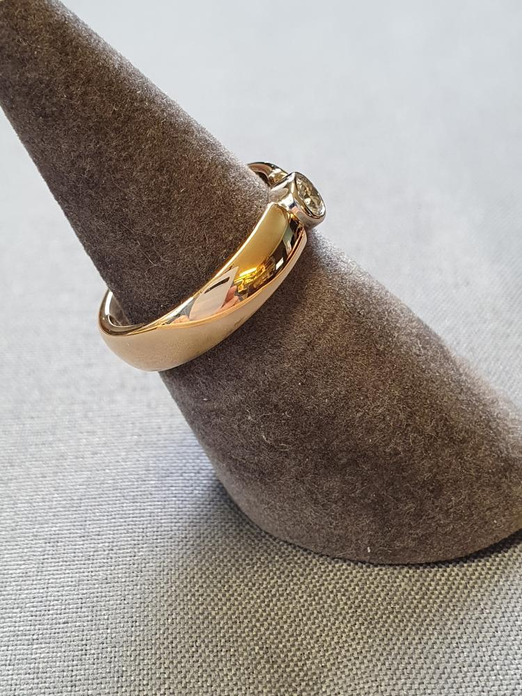 Ring m diamant 51,0 5,2gr 18K
