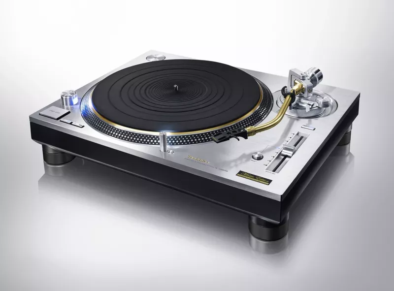 Technics SL-1200GME Master Edition