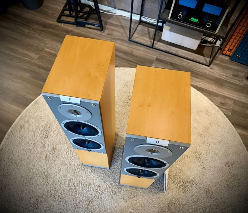 Audiovector Mi3 Avantgarde Arreté Limited Edition - Pre-owned