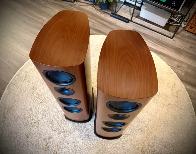 Canton Reference 7 - Demoex