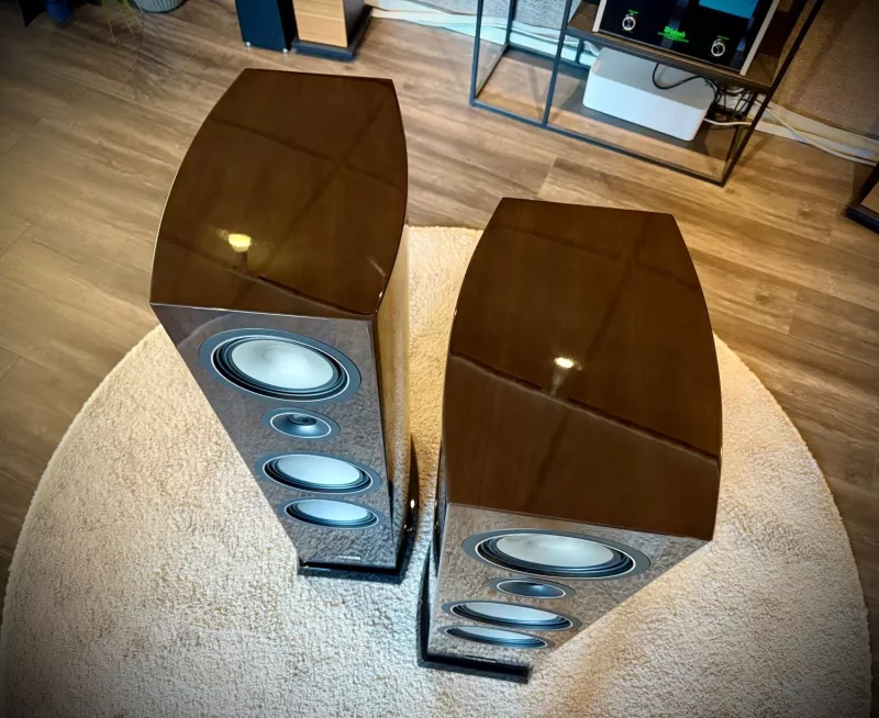 Canton Vento 90 - Demoex