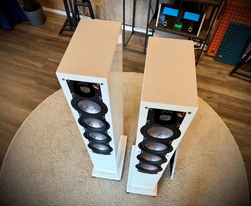 ELAC FS 248 - Pre-owned