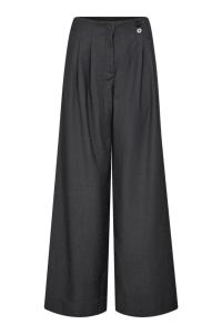 CO' COUTURE SAGA PLEAT PANT