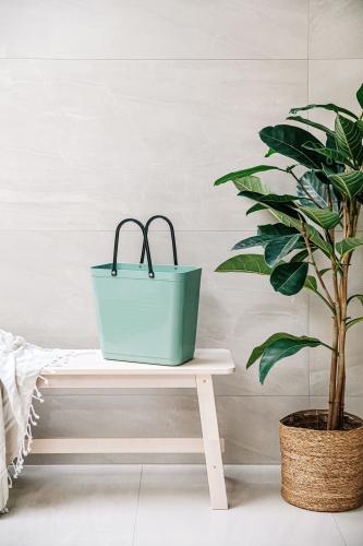 Väska Hinza Hög Olivgrön - Recycled Plastic