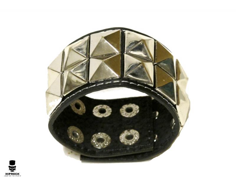 Leather bracelet with pyramid studs 2-row