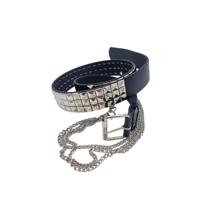 Black rivet belt with silver-colored chains skull