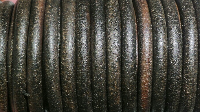 Europeiskt lädersnöre 6 mm.