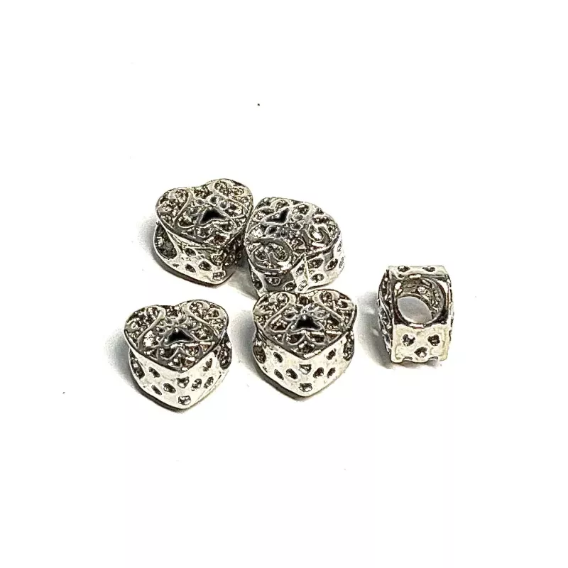Heart beads with pawprint Silver 5-pack.
