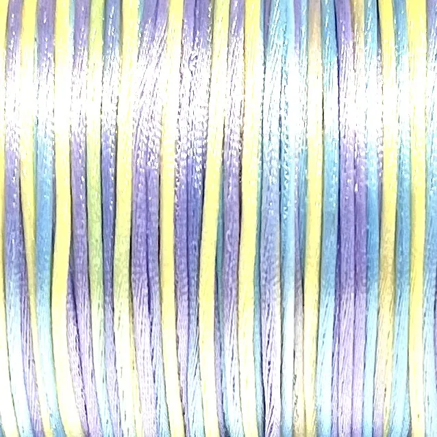 Satintråd/Rattail 1 mm. Rainbow Soft Greenland.