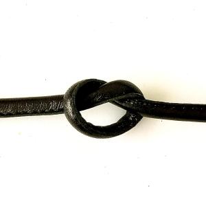 Stitched Nappa 4 mm. Black.
