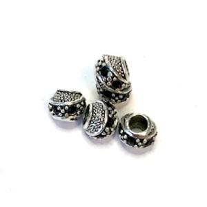 Metal antique silver plated/Black Crystal beads 5-pack.