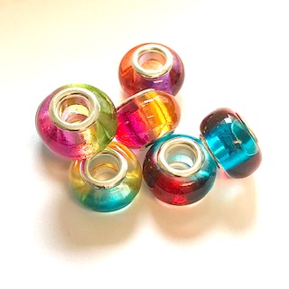 Resin beads, 5 pcs Multi color.