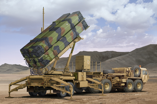 M983 HEMTT & M901 Launching Station of MIM-104F Patriot SAM System (PAC-3) 1/35