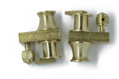 Pair of winches (left and right)