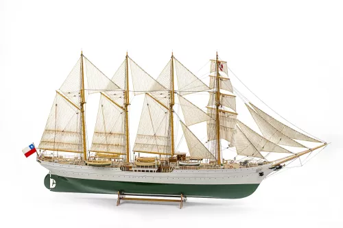 Esmeralda Special Edition - Wooden hull 1:100
