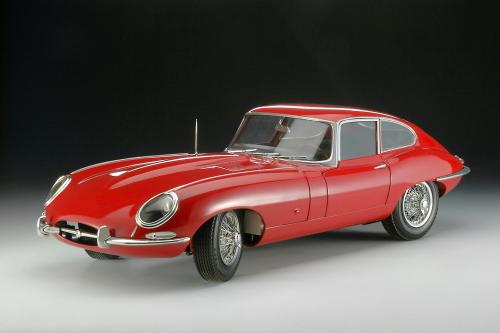 Jaguar E-Type 1/8