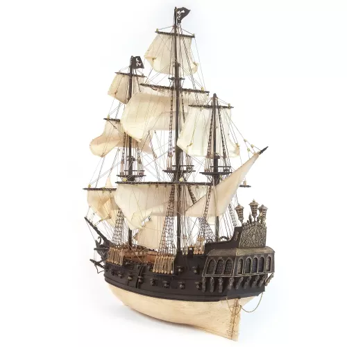 The Black Swan Pirate Ship 1:75