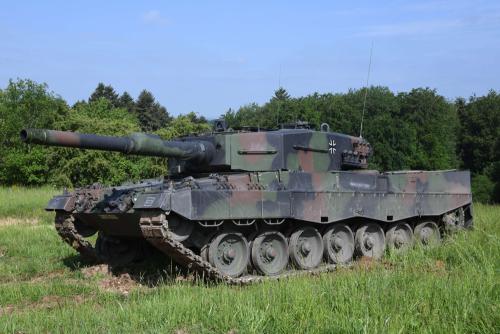 Leopard 2A4 1/72