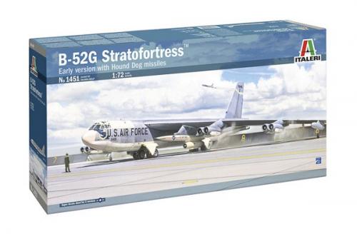 B-52G Stratofortress early version with Hound Dog missiles 1/72