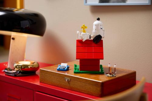 LEGO Ideas Snobben: Snobbens hundkoja 21368
