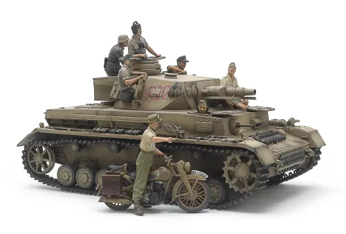 Panzerkampfwagen IV Ausf F. & Motorcycle North Africa 1/35