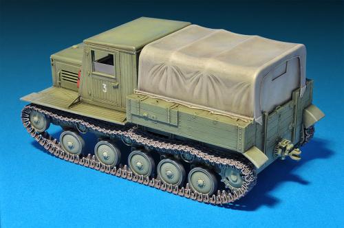 Ya-12 Soviet Artillery Tractor 1:35