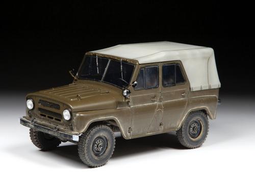 UAZ-469 Soviet Military Off-Road Vehicle 1/35