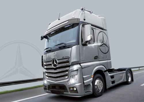 Mercedes Benz Actros MP4 Gigaspace 1/24