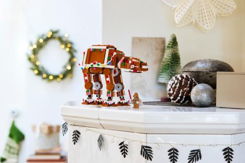 LEGO Star Wars Gingerbread AT-AT Walker 40806