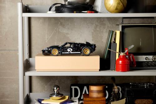 LEGO Technic 1966 Ford GT40 MKII racerbil 42223