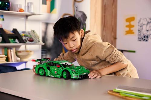 LEGO Technic Porsche 911 GT3 R REXY AO Racing racerbil 42224
