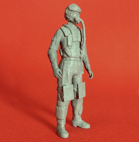 Pilot SAAB 39 Gripen 1/48