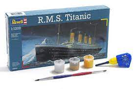 Model Set R.M.S. Titanic 1/1200