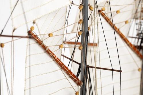 Billing Boats Sir Winston Churchill - Träskrov 1:75