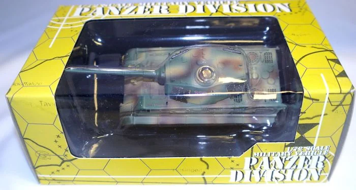 TIGER II H "503RD PANZER DIVISION" DieCast Modell 1/72