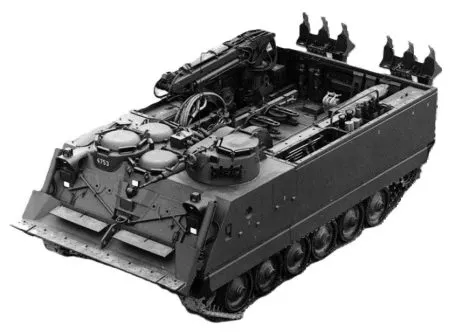 Bärgningsbandvagn BGBV 82 1:72