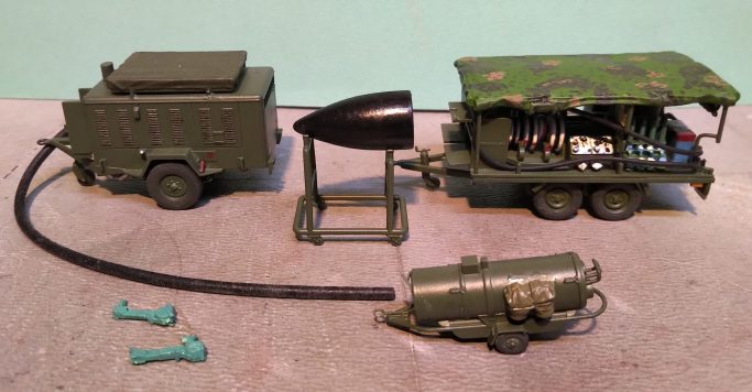 J37 Viggen Ground Support Maintenance Set 1:72