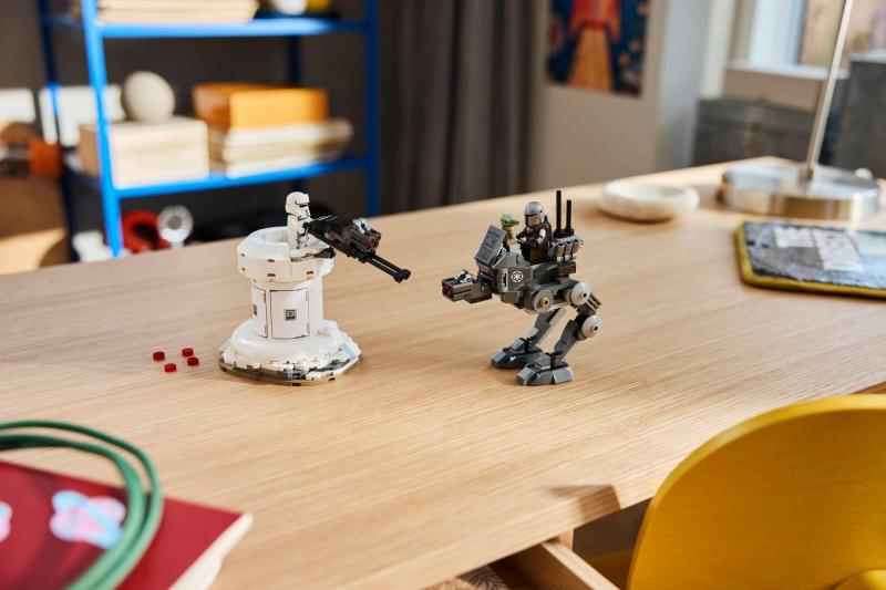 75444 LEGO® Star Wars™ AT-RT™ Attack (75444) – Byggset med The Mandalorian ...
