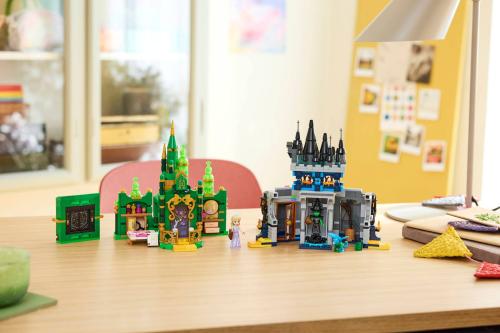 LEGO Wicked Emerald City & Kiamo Ko Castle 75689
