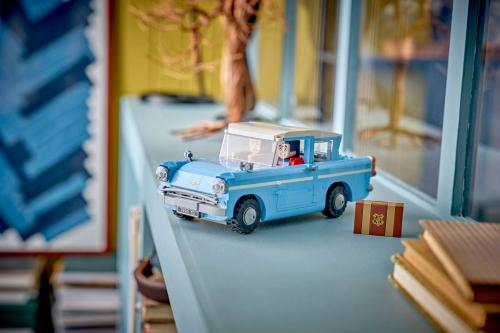 LEGO Harry Potter Förtrollad flygande Ford Anglia™ 76470