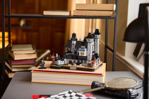 LEGO Wednesday Nevermore Academy 76788