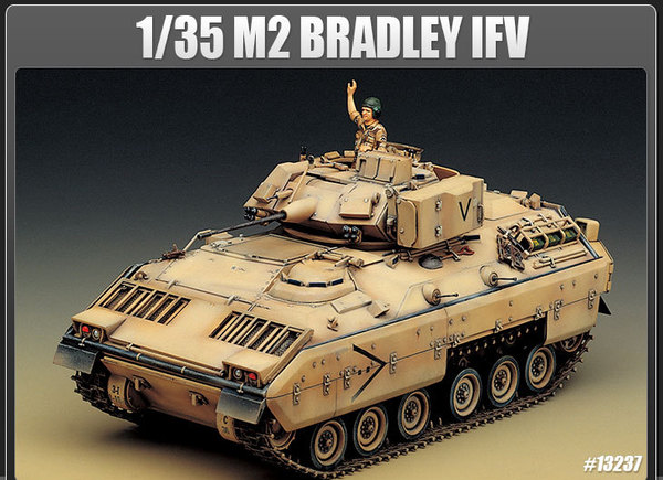 Bradley IFV w. Interior 1/35