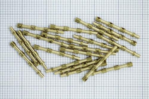 Relingsstöttor 20 mm 3 hål 20st