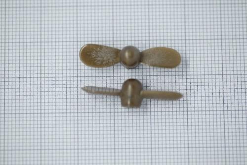 Propeller 28 mm 2,0 mm hål 2st